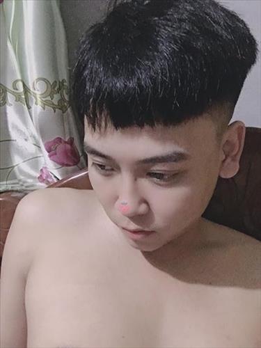 hẹn hò - Hoàng long nhật -Male -Age:25 - Single-Hà Nội-Confidential Friend - Best dating website, dating with vietnamese person, finding girlfriend, boyfriend.