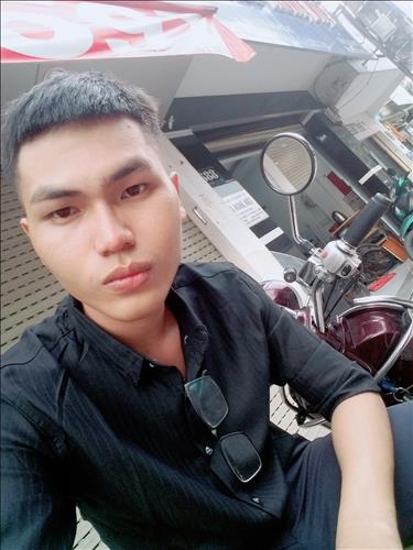 hẹn hò - Nguyên Lê Hoàng Sĩ-Male -Age:18 - Single-TP Hồ Chí Minh-Short Term - Best dating website, dating with vietnamese person, finding girlfriend, boyfriend.