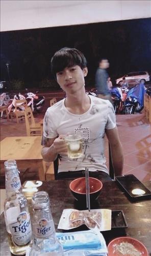 hẹn hò - Long hoan-Male -Age:24 - Single-Đăk Lăk-Lover - Best dating website, dating with vietnamese person, finding girlfriend, boyfriend.