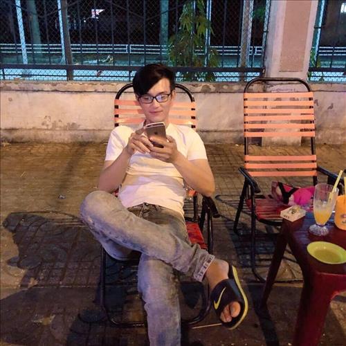 hẹn hò - Tiến Phạm-Male -Age:18 - Single-TP Hồ Chí Minh-Lover - Best dating website, dating with vietnamese person, finding girlfriend, boyfriend.