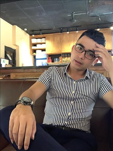 hẹn hò - Quang Huy-Male -Age:26 - Single-Hà Nội-Short Term - Best dating website, dating with vietnamese person, finding girlfriend, boyfriend.