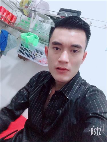 hẹn hò - Hùng Is-Male -Age:21 - Single-TP Hồ Chí Minh-Lover - Best dating website, dating with vietnamese person, finding girlfriend, boyfriend.