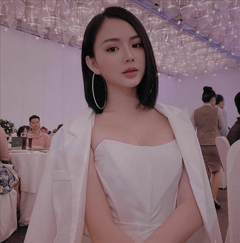 Nhung Hồng