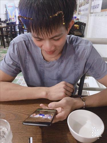 hẹn hò - Loc Tran-Male -Age:25 - Single-Bà Rịa - Vũng Tàu-Confidential Friend - Best dating website, dating with vietnamese person, finding girlfriend, boyfriend.