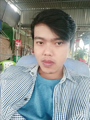 hẹn hò - Minh Hoàng-Male -Age:18 - Single--Lover - Best dating website, dating with vietnamese person, finding girlfriend, boyfriend.