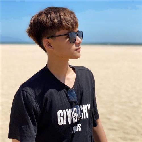 hẹn hò - Hoàng-Male -Age:18 - Single-TP Hồ Chí Minh-Short Term - Best dating website, dating with vietnamese person, finding girlfriend, boyfriend.