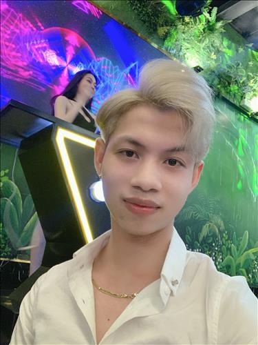 hẹn hò - Tony hoang-Male -Age:25 - Single-Thừa Thiên-Huế-Confidential Friend - Best dating website, dating with vietnamese person, finding girlfriend, boyfriend.