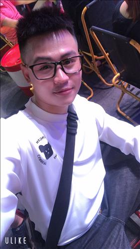 hẹn hò - Bom ngo-Male -Age:25 - Single-TP Hồ Chí Minh-Lover - Best dating website, dating with vietnamese person, finding girlfriend, boyfriend.