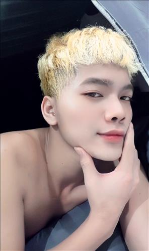 hẹn hò - TRƯỜNG-Male -Age:18 - Single-Kiên Giang-Lover - Best dating website, dating with vietnamese person, finding girlfriend, boyfriend.