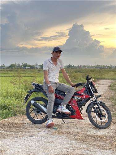 hẹn hò - thanh trung -Male -Age:30 - Divorce-Đà Nẵng-Short Term - Best dating website, dating with vietnamese person, finding girlfriend, boyfriend.