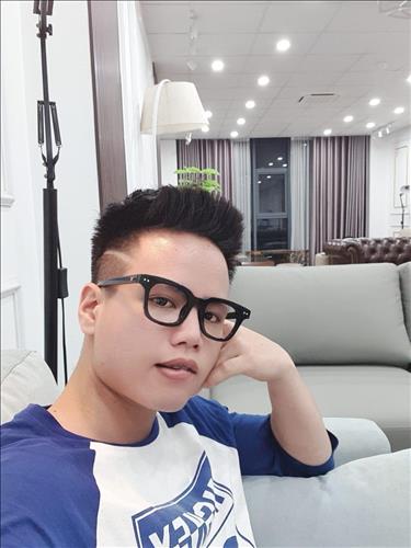 hẹn hò - Nguyễn Việt Hoàn-Male -Age:22 - Single-Hải Phòng-Lover - Best dating website, dating with vietnamese person, finding girlfriend, boyfriend.