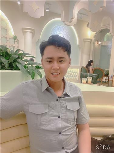 hẹn hò - Trung Nguyễn minh-Male -Age:18 - Single-TP Hồ Chí Minh-Lover - Best dating website, dating with vietnamese person, finding girlfriend, boyfriend.