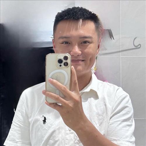 hẹn hò - Phsm gia long-Nam -Tuổi:29 - Độc thân-Đà Nẵng-Tìm bạn tâm sự