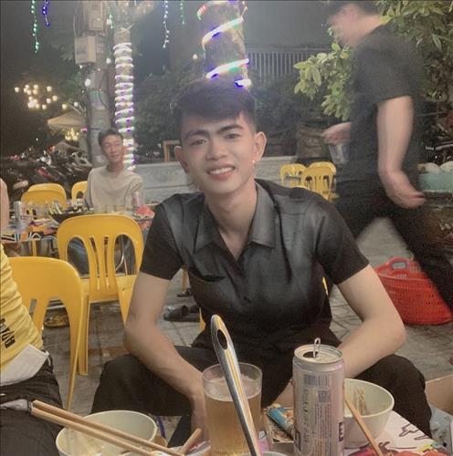 hẹn hò - Ân Nguyễn-Male -Age:25 - Single-TP Hồ Chí Minh-Lover - Best dating website, dating with vietnamese person, finding girlfriend, boyfriend.