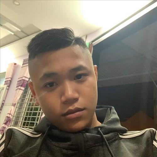 hẹn hò - em long-Male -Age:21 - Single-TP Hồ Chí Minh-Lover - Best dating website, dating with vietnamese person, finding girlfriend, boyfriend.