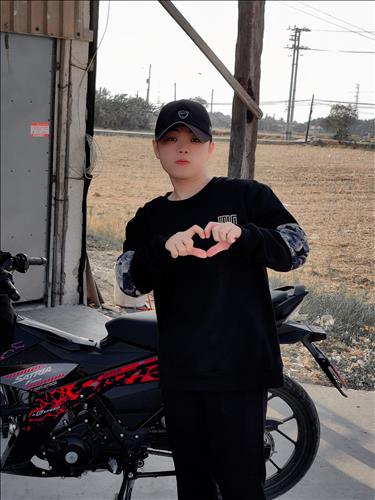 hẹn hò - Hùng Cường -Male -Age:20 - Single-TP Hồ Chí Minh-Lover - Best dating website, dating with vietnamese person, finding girlfriend, boyfriend.