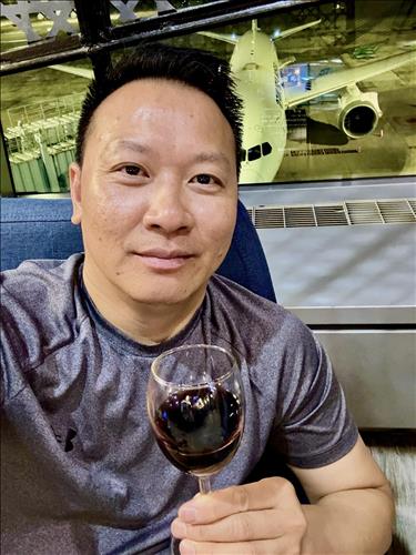 hẹn hò - Nguyen Hoang Nam -Nam -Tuổi:46 - Ly dị--Người yêu lâu dài