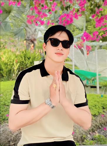 hẹn hò - Tuấn Ninh-Male -Age:19 - Single-TP Hồ Chí Minh-Lover - Best dating website, dating with vietnamese person, finding girlfriend, boyfriend.