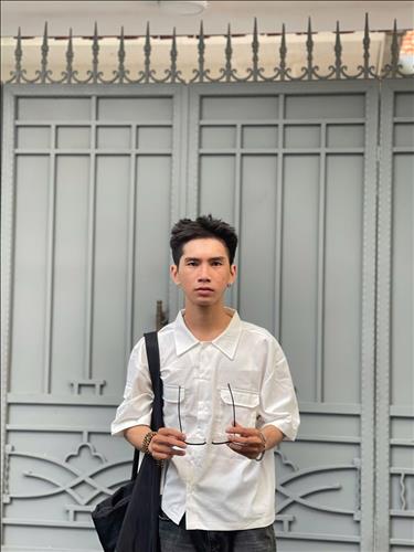 hẹn hò - Tiến Trần Thế-Male -Age:22 - Single-TP Hồ Chí Minh-Confidential Friend - Best dating website, dating with vietnamese person, finding girlfriend, boyfriend.