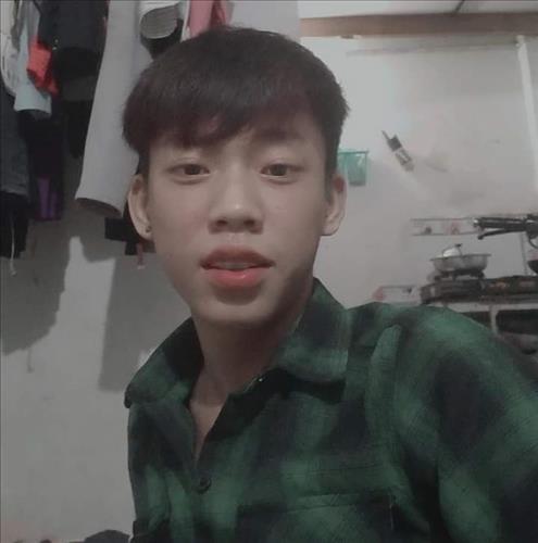 hẹn hò - Phong-Male -Age:24 - Single-Tiền Giang-Confidential Friend - Best dating website, dating with vietnamese person, finding girlfriend, boyfriend.