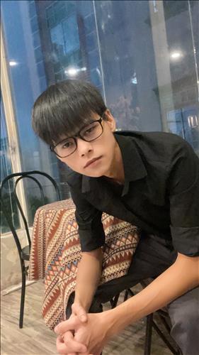hẹn hò - Thiên-Male -Age:25 - Single-TP Hồ Chí Minh-Confidential Friend - Best dating website, dating with vietnamese person, finding girlfriend, boyfriend.