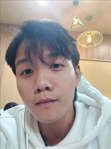 Thuận Lê Hoàng