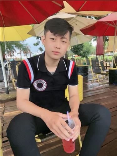 hẹn hò - Công Thành-Male -Age:17 - Single-TP Hồ Chí Minh-Confidential Friend - Best dating website, dating with vietnamese person, finding girlfriend, boyfriend.