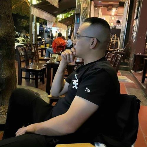 hẹn hò - Quân -Nam -Tuổi:39 - Ly dị-Hà Nội-Người yêu lâu dài