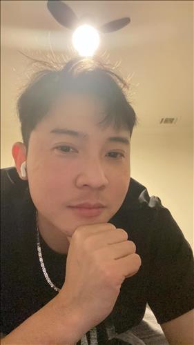 Hoàng Lê