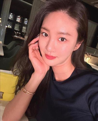 Mona Huang