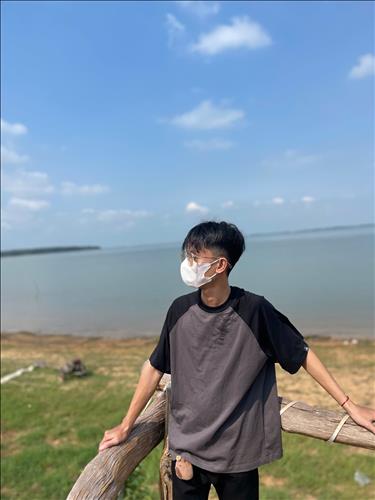 hẹn hò - Lộc Nguyen-Nam -Tuổi:24 - Độc thân-Bình Dương-Tìm bạn tâm sự