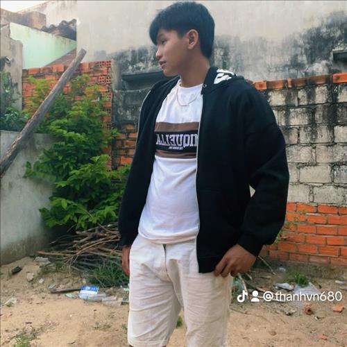 hẹn hò - Chương Văn-Nam -Tuổi:18 - Độc thân-Bình Dương-Người yêu lâu dài