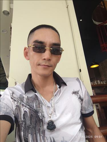 Anh Hoang