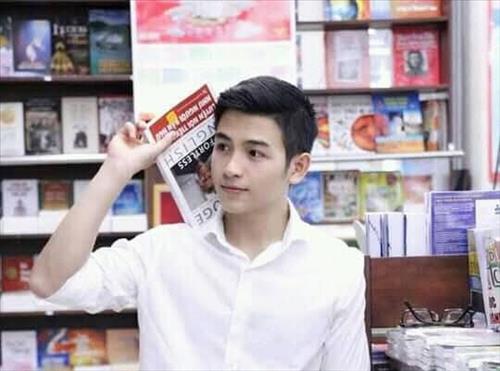 tân lê văn