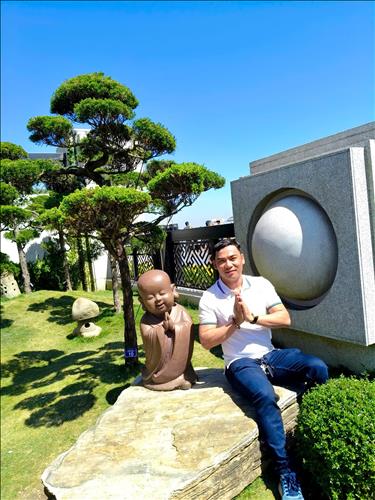 Eric Nguyễn