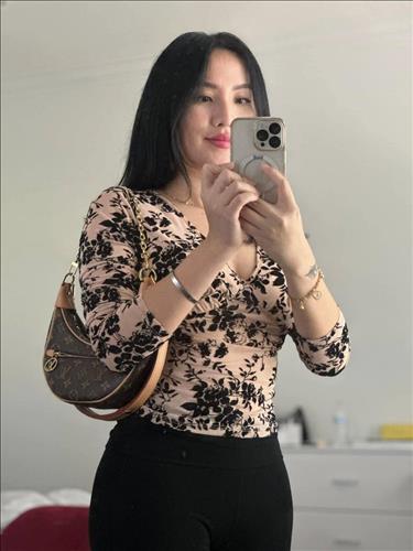 Ng Thuy Uyen 