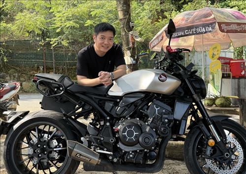 Sơn Nguyễn 