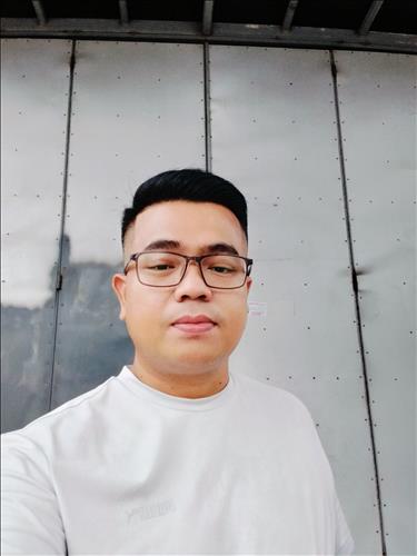 Duc Vinh Le