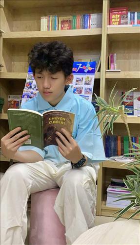 Khang Hồ Sỹ Khang