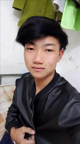 hẹn hò - Hắc Ngũ Hổ-Nam -Tuổi:29 - Độc thân-Hà Tĩnh-Tìm bạn tâm sự