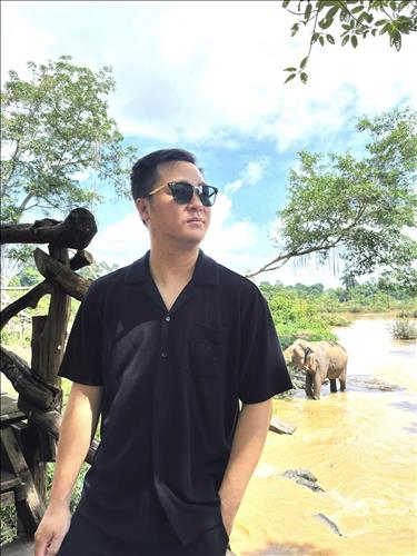 Quốc Việt