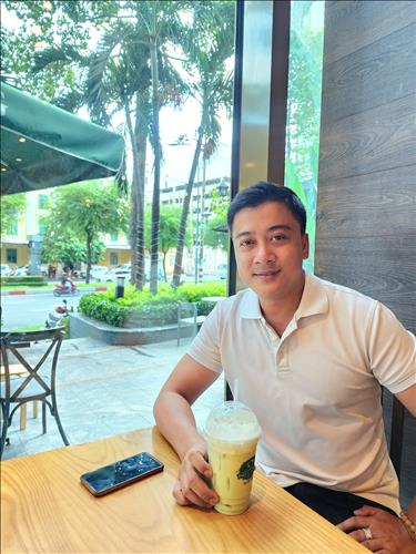 Khang Trần