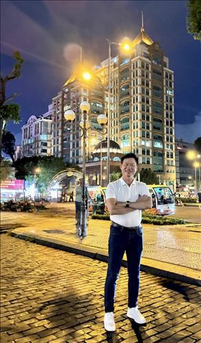 Hùng Nguyễn