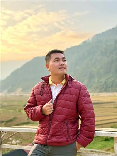 Duy Hưng 