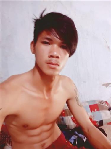 hẹn hò - phuong tran-Nam -Tuổi:18 - Độc thân--Người yêu lâu dài