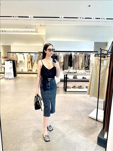 Yến Lê