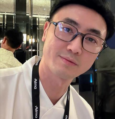 hẹn hò - 마이클 레오-Nam -Tuổi:46 - Độc thân--Người yêu lâu dài