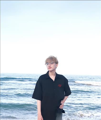 hẹn hò - Sơn Nguyễn-Male -Age:18 - Single-TP Hồ Chí Minh-Short Term - Best dating website, dating with vietnamese person, finding girlfriend, boyfriend.