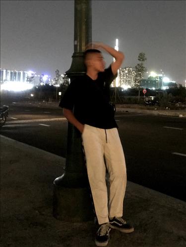 hẹn hò - Lại là anh đây-Nam -Tuổi:19 - Độc thân-TP Hồ Chí Minh-Tìm bạn bè mới