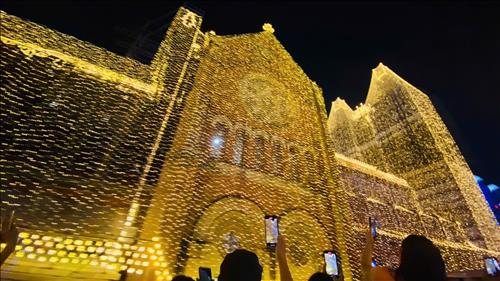 Ngọc Thạch Nguyễn